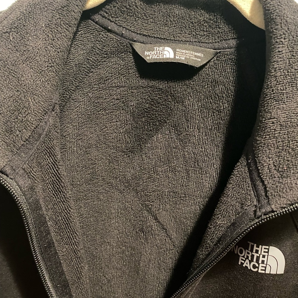 North face lite jacket. - Picture 2 of 3